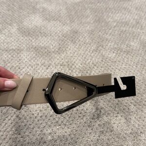 ❤️Express Women's Taupe Belt with Black Geometric Buckle